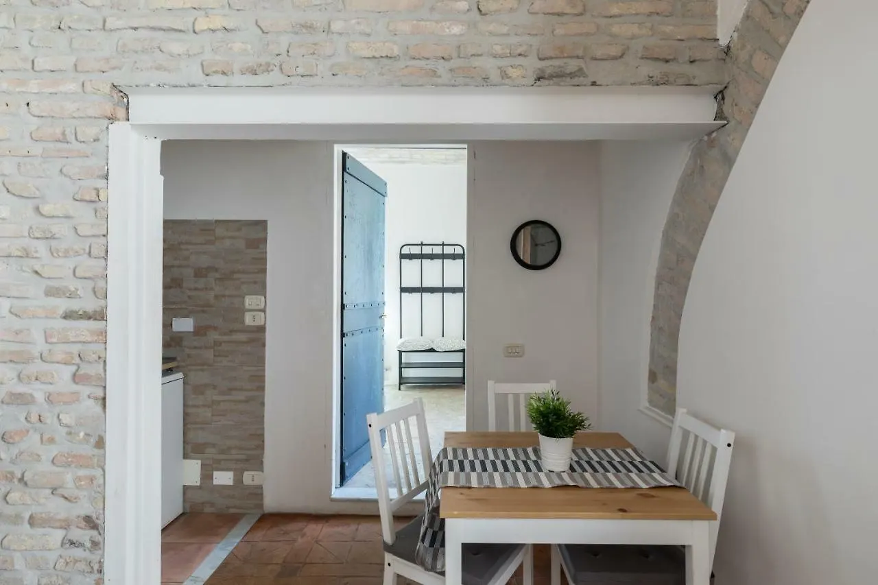 Apartamento La Papessa Del Colosseo Roma Italia
